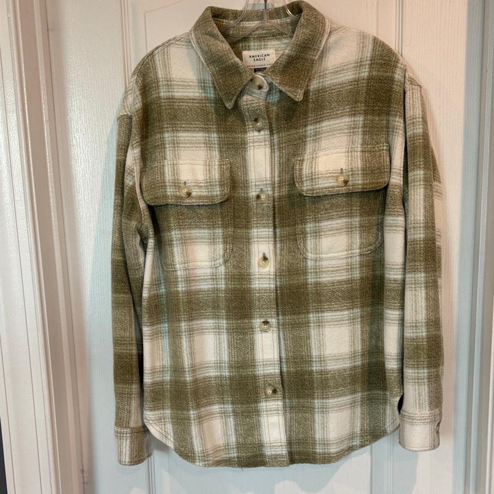 American Eagle Outfitters Green Plaid Cozy Jacket